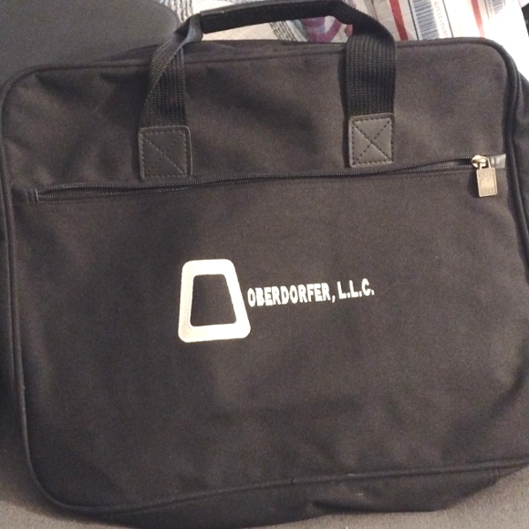 Leeds Laptop and business hand held bag - Picture 9 of 9